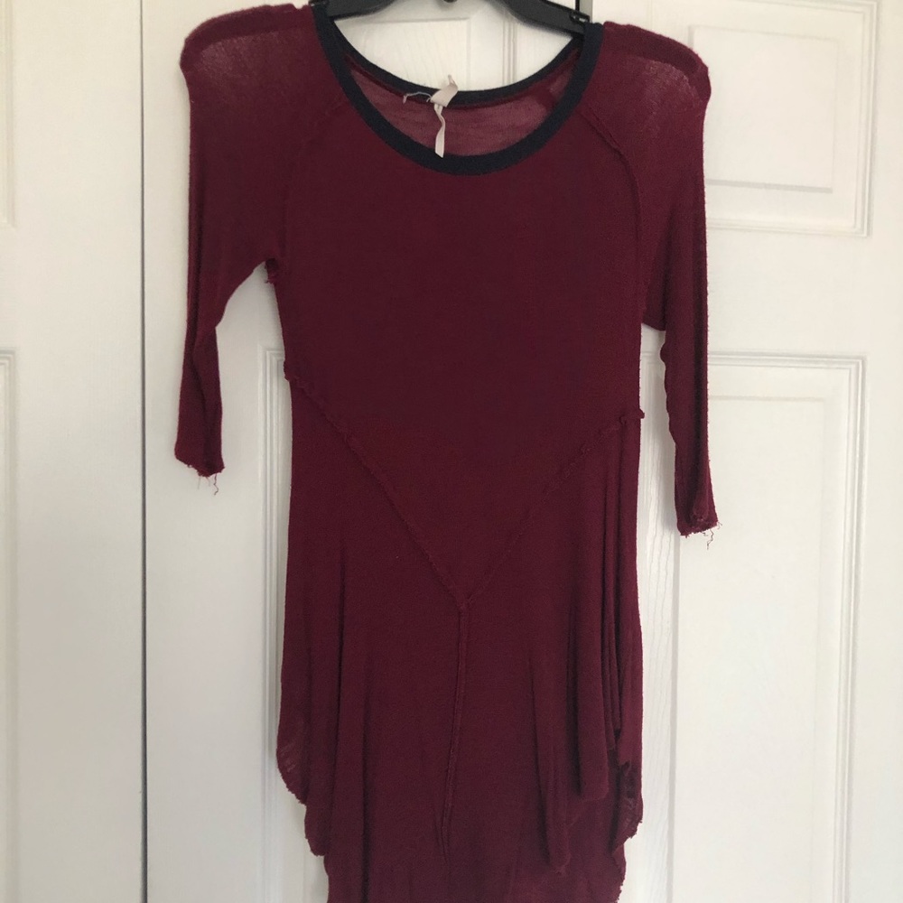 Mid-sleeve top